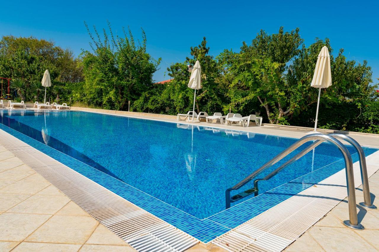 Menada Apolon Apartments Sozopol Exterior photo