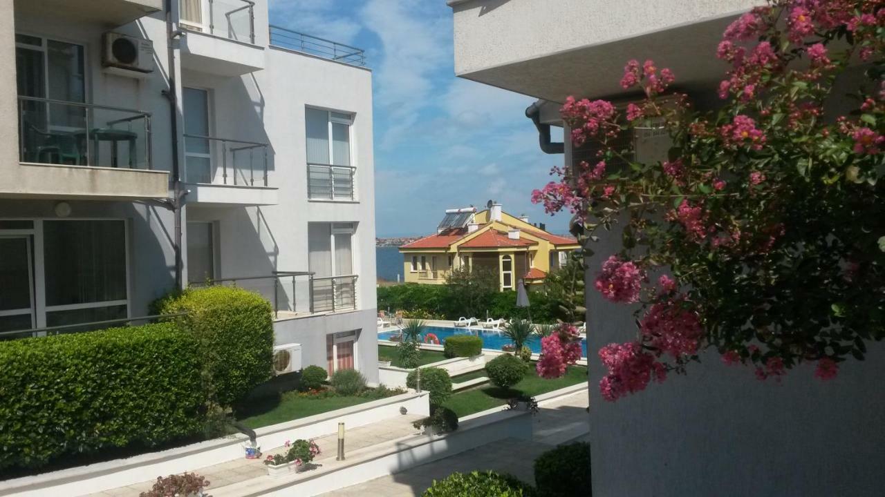 Menada Apolon Apartments Sozopol Exterior photo